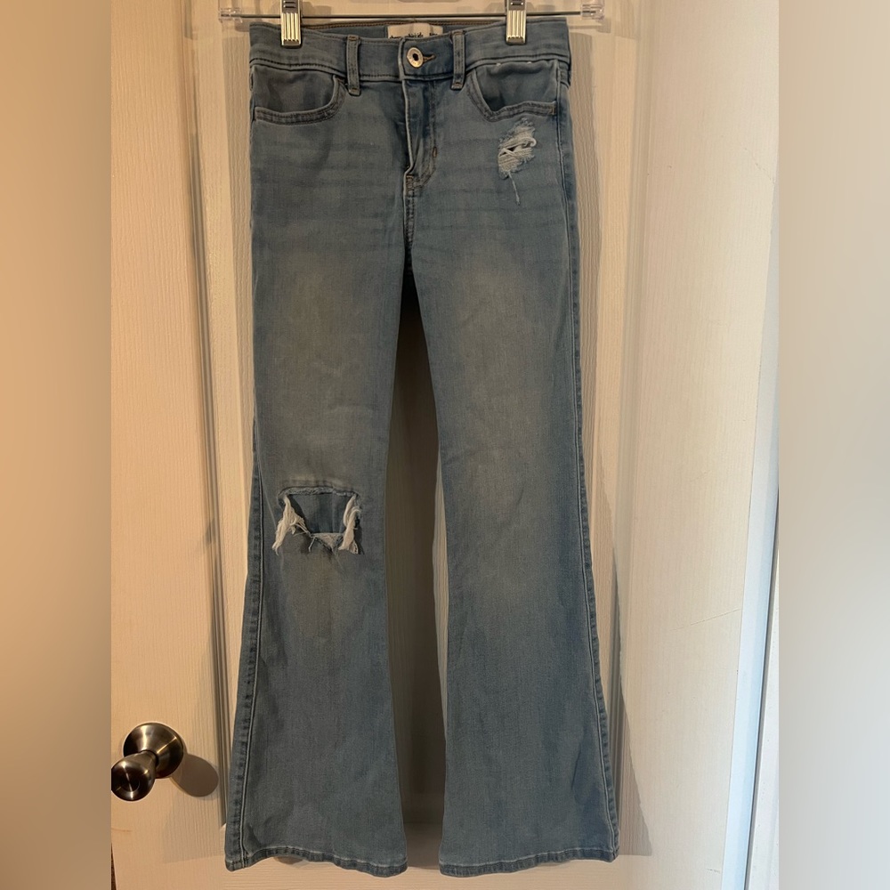 Abercrombie Kids girls highrise flare distressed lite wash jeans reg length 9/10